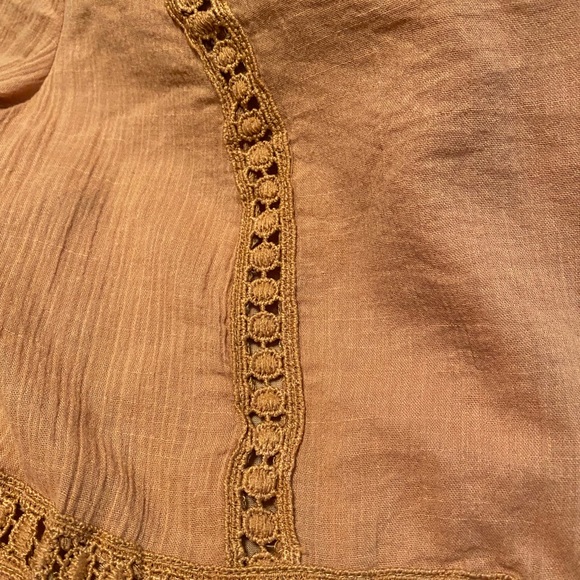 Carefree Listicle Dress - Picture 4 of 6